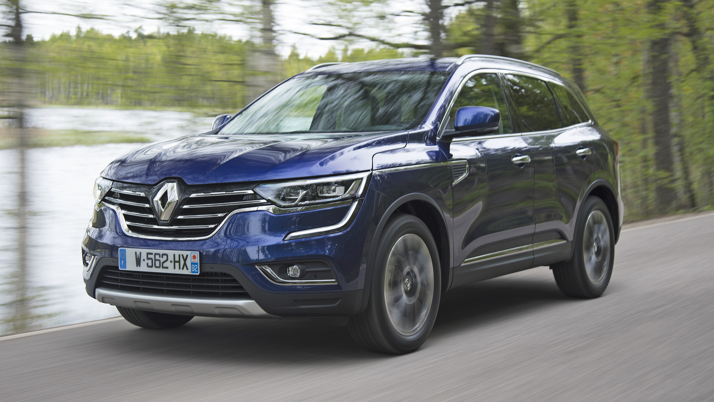 Renault Koleos Review 2024