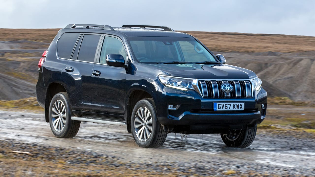 Toyota Land Cruiser Price - Images, Colours & Reviews - CarWale