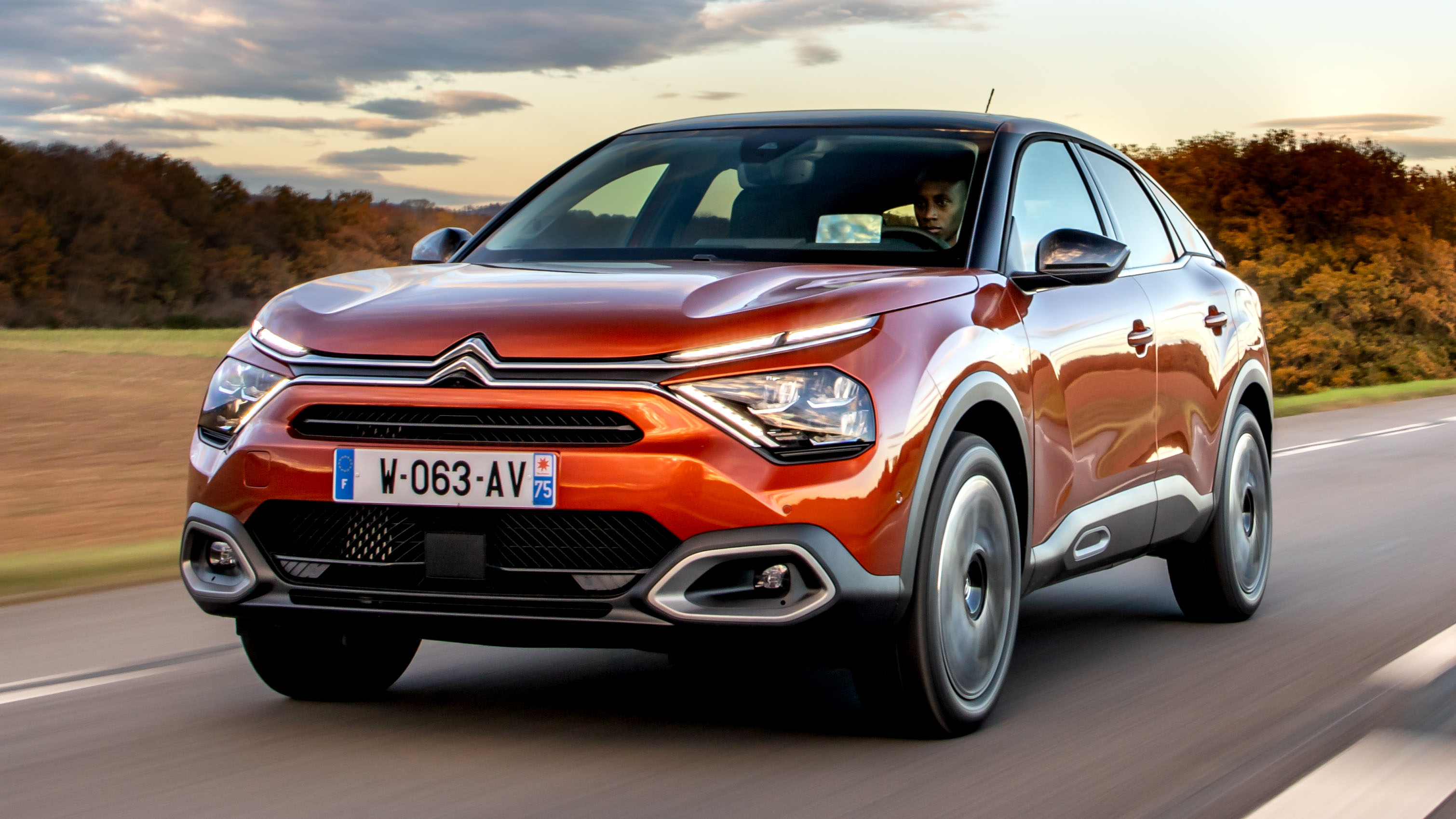 Lounge zitten rekken Citroen C4 Review 2023 | Top Gear