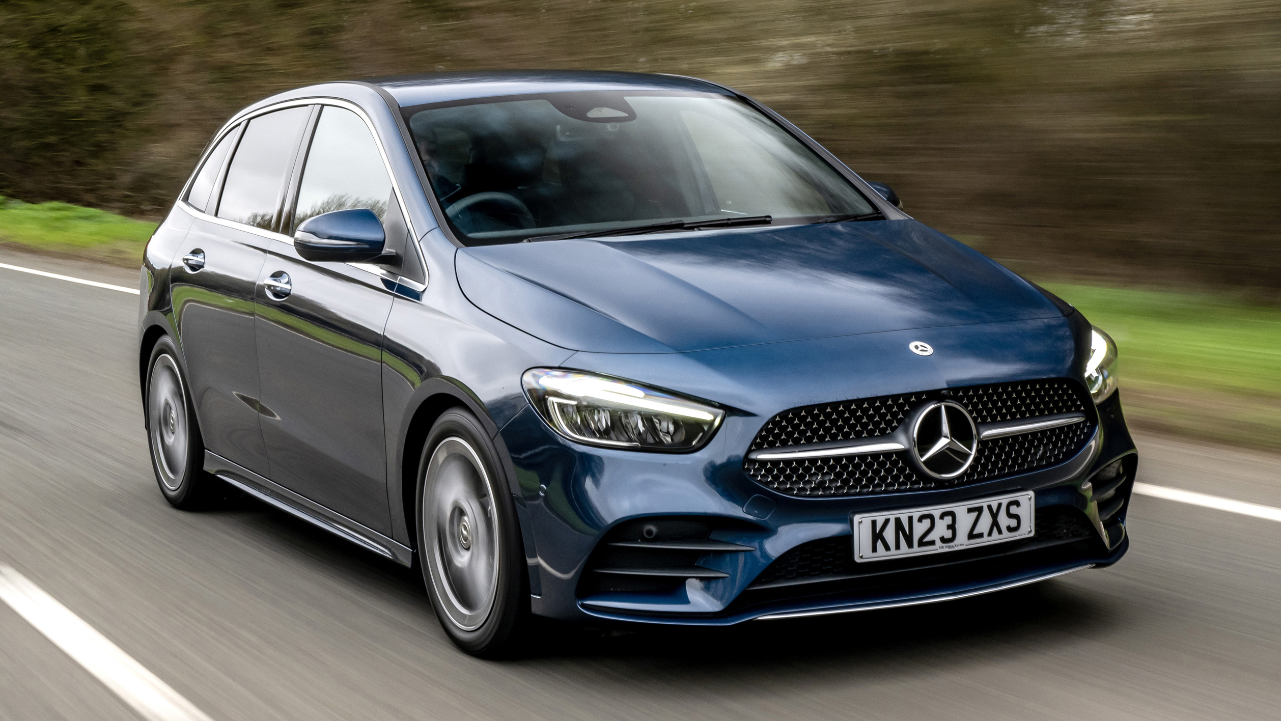 Nutteloos orgaan Omhoog gaan Mercedes-Benz B-Class Review 2023 | Top Gear