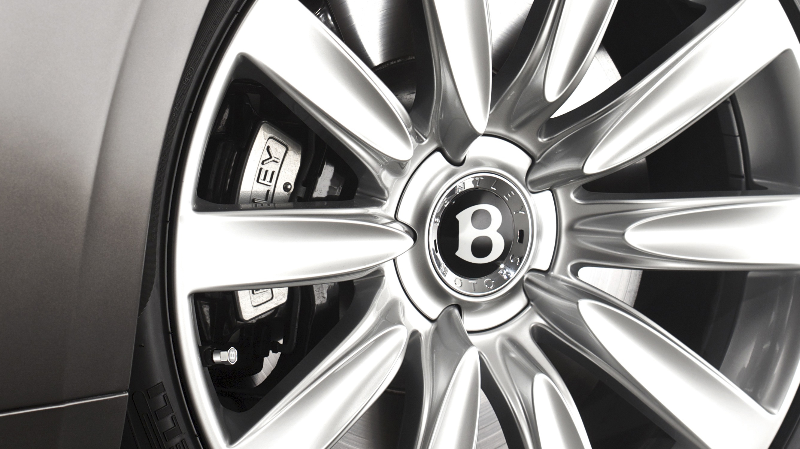 bentley_flying_spur_4.0_v8_2dr_auto_-_interior_2_-_2014.jpg