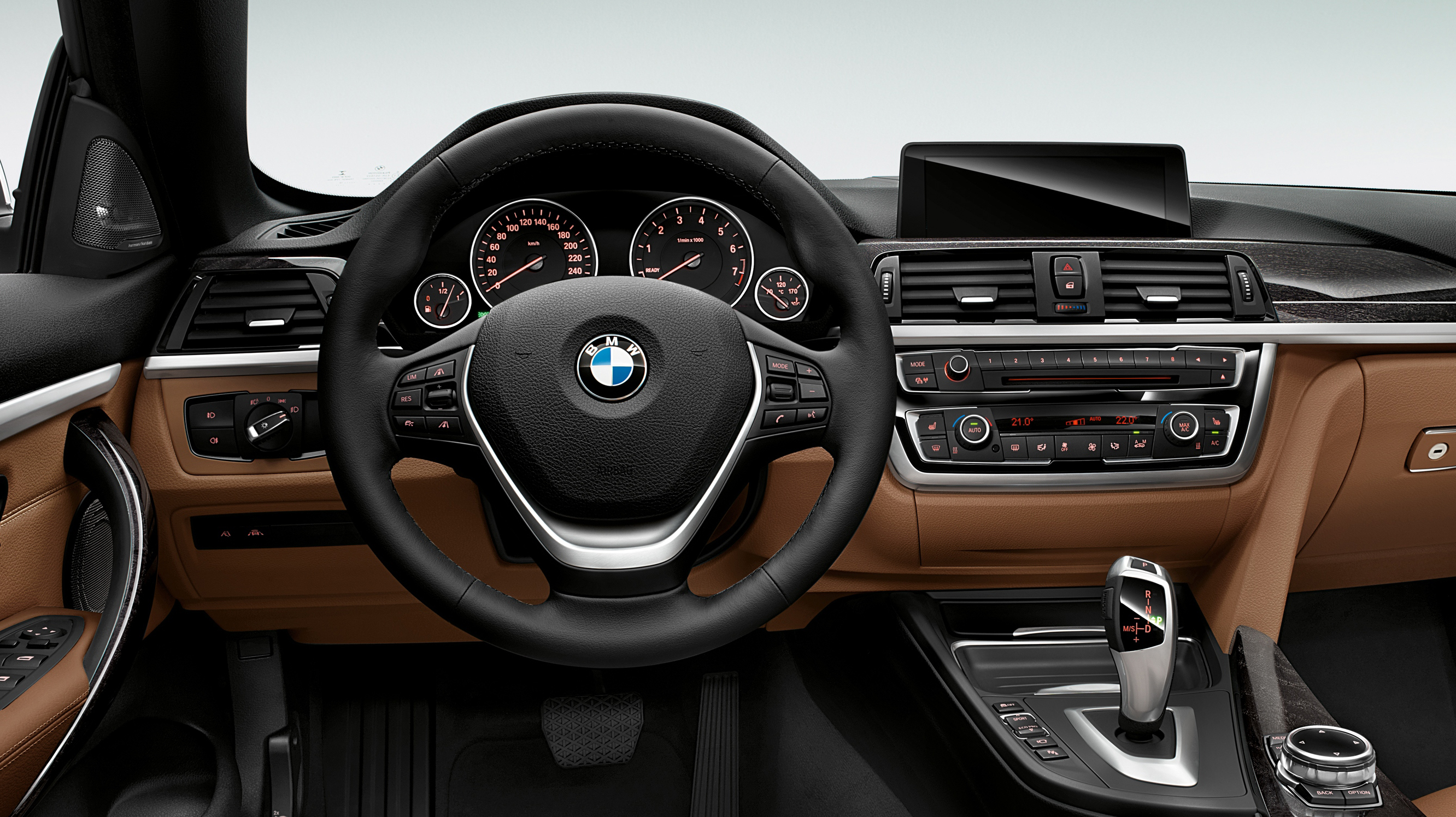 bmw_4_series_435i_luxury_2dr_-_interior_4_-_2014.jpg
