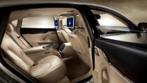 maserati_quattroporte_v6_s_4dr_auto_-_interior_2_-_2014.jpg