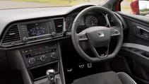 seat_leon_2.0_tsi_cupra_280_5dr_-_interior_4_-_2014.jpg