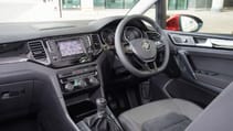 volkswagen_golf_sv_2.0_tdi_gt_5dr_-_interior_3_-_2014.jpg