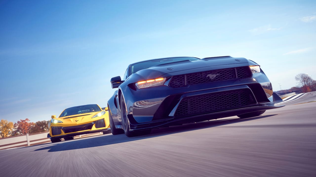 Mustang%20vs%20Corvette%20%2818%29.jpg?w