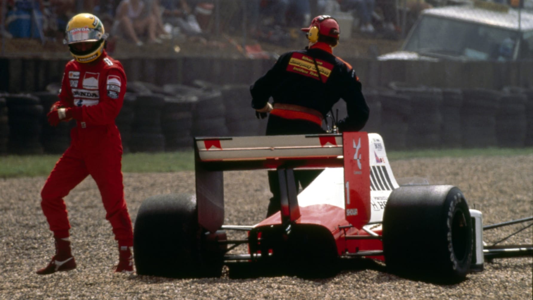 Lewis Hamilton vs Ayrton Senna: who would win? | Top Gear