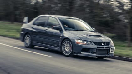 Fight! Honda Civic Type R vs Mitsubishi Evo IX MR FQ-360 | Top Gear