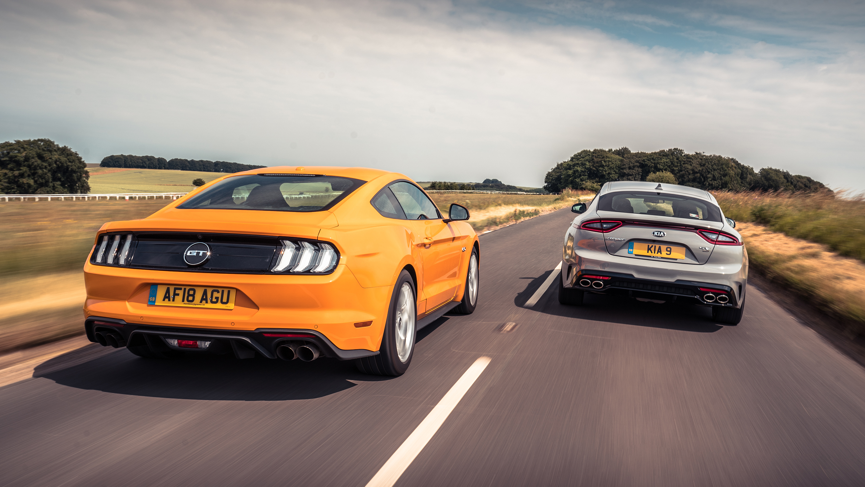 Kia Stinger Vs Mustangnull