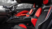 Aston Martin V12 Vantage