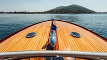 Lambo Aventador Ultimae V12 vs Riva Aquarama Lamborghini 
