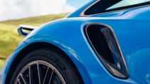Lamborghini Temerario vs Porsche 911 Turbo Top Gear