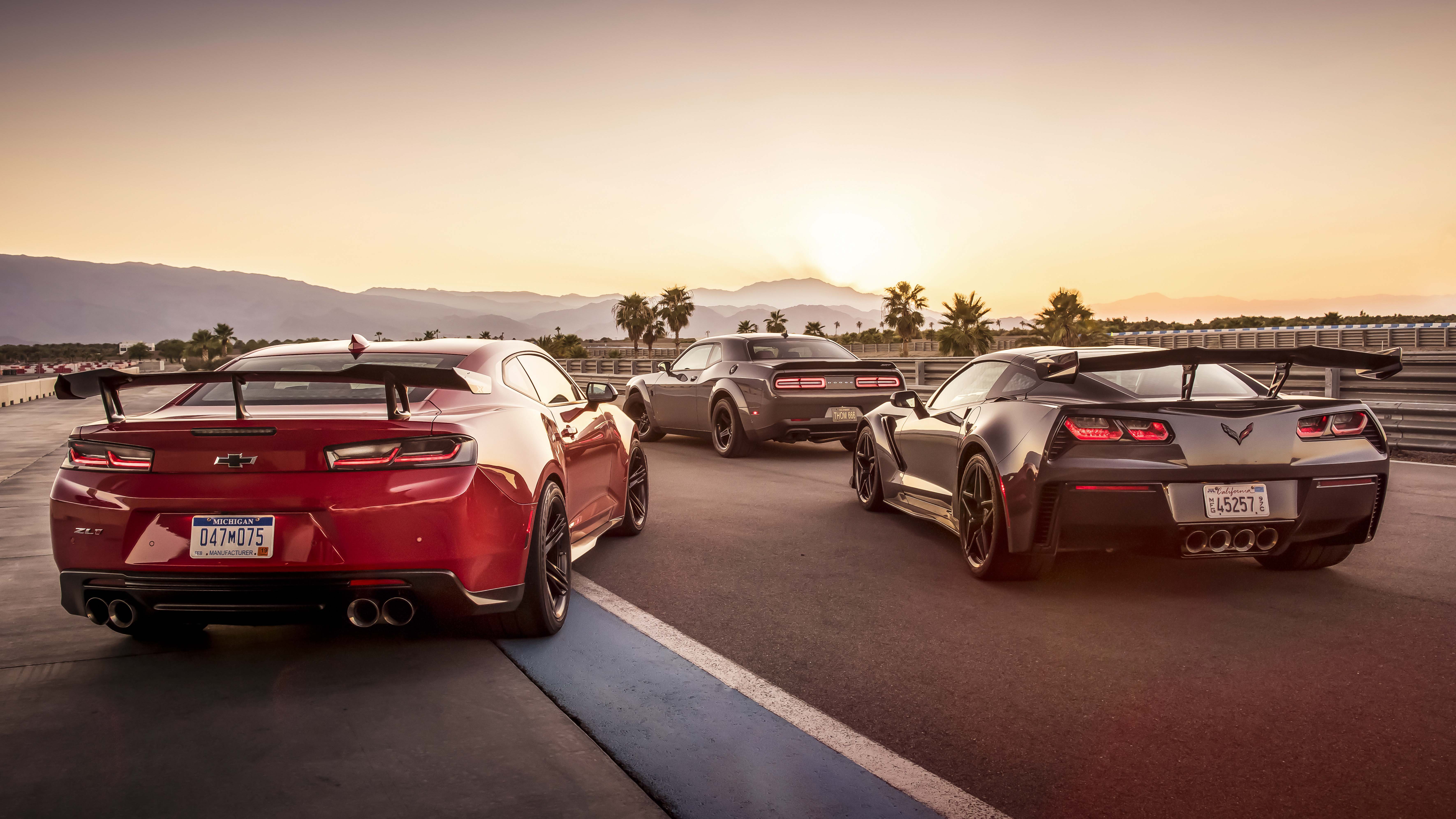 James LipmanCamaro ZL1 vs Corvette ZR1 vs Dodge