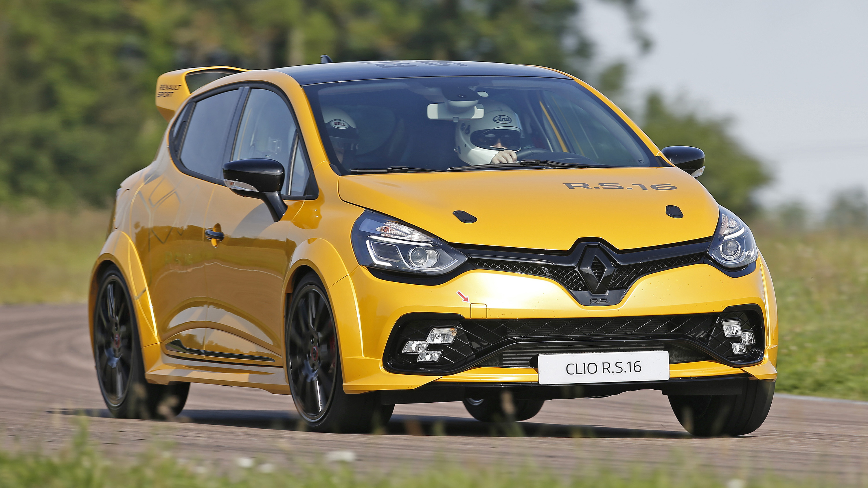 New Renault Clio 4 Officially Breaks Cover, Mega Gallery with 60 HD Photos  and Videos