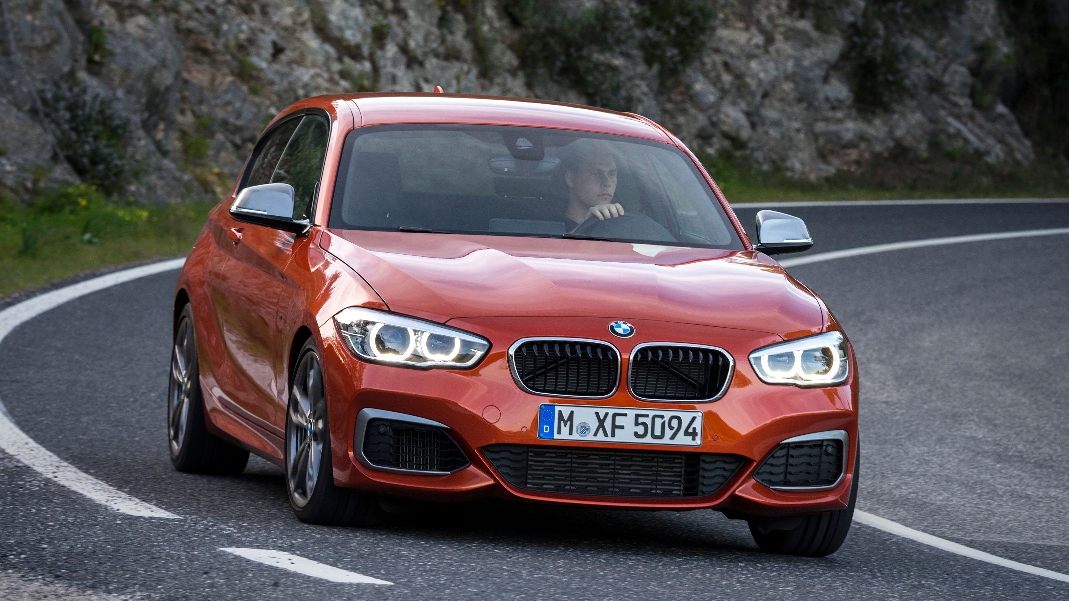 Bmw M140i Hot Hatchback Review Reviews 21 Top Gear