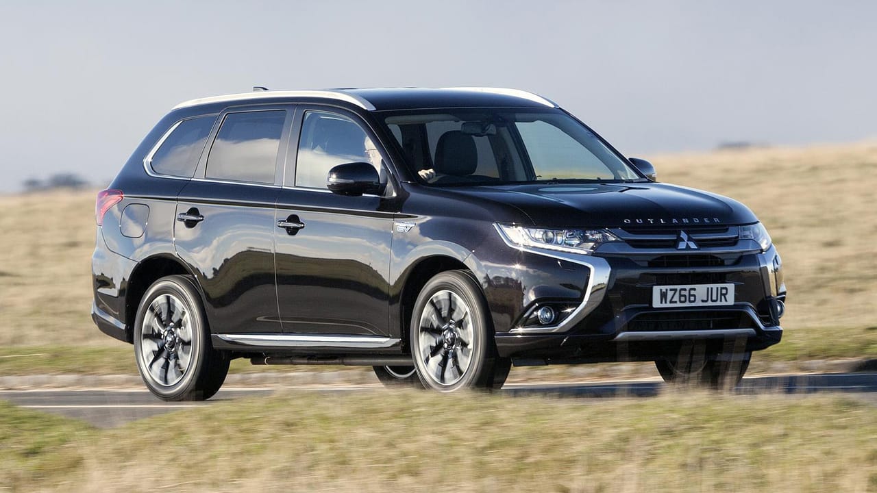 Mitsubishi Outlander PHEV review plugin SUV driven Reviews 2025 Top