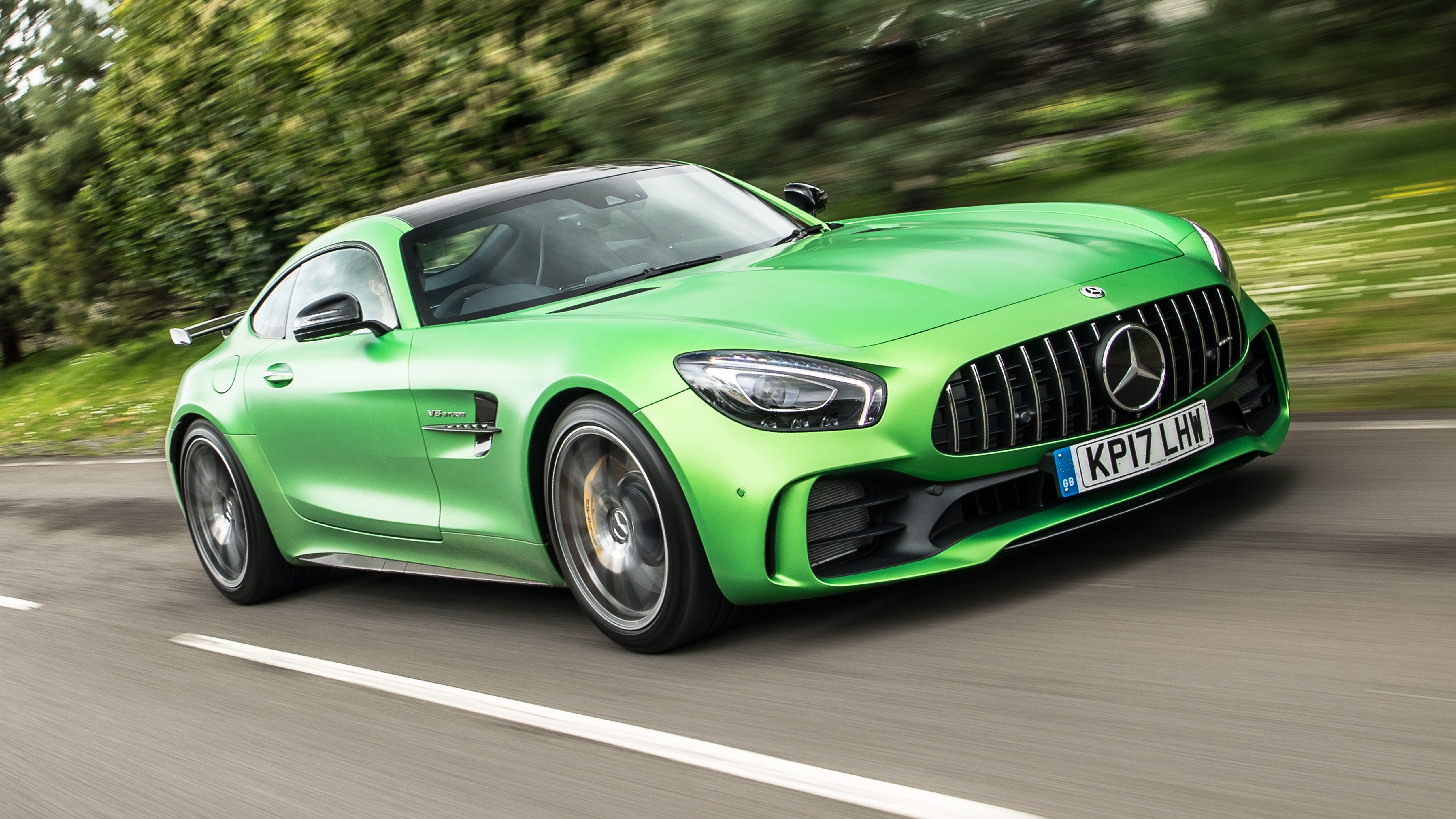 Et bestemt skat Walter Cunningham Mercedes-AMG GT R review: ultimate 577bhp AMG driven in the UK Reviews 2023  | Top Gear