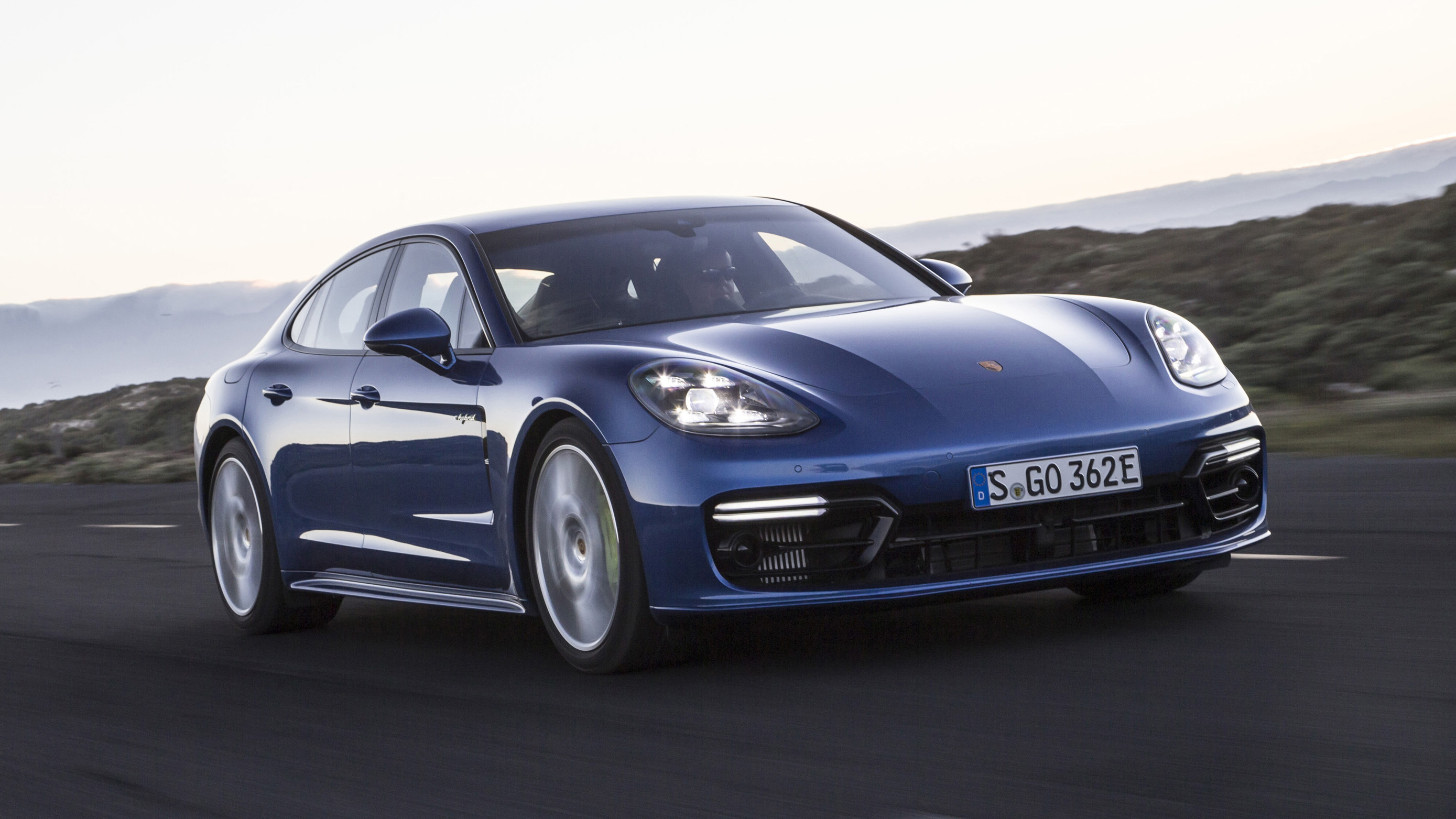 Porsche Panamera review: 113mpg 4 E-Hybrid tested Reviews 2024