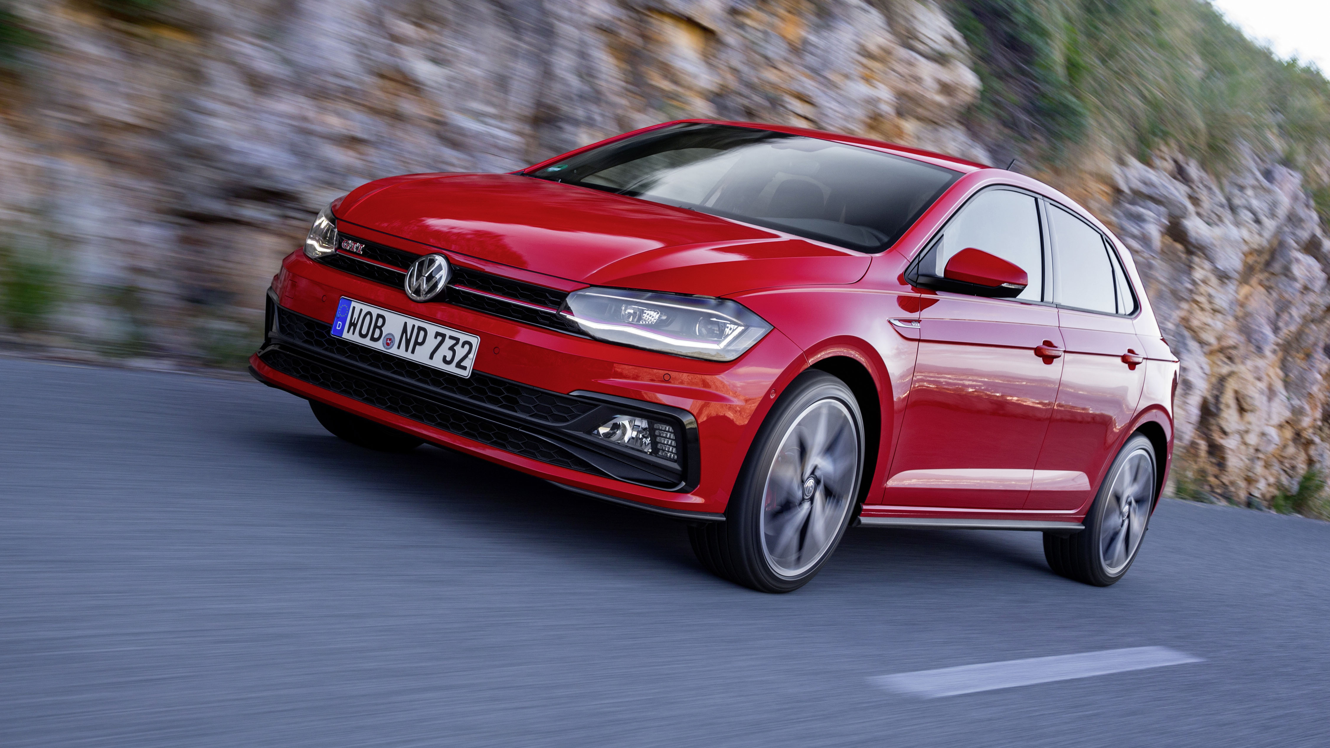 computer jeugd Beïnvloeden Volkswagen Polo GTI review: 197bhp hot hatch driven Reviews 2022 | Top Gear