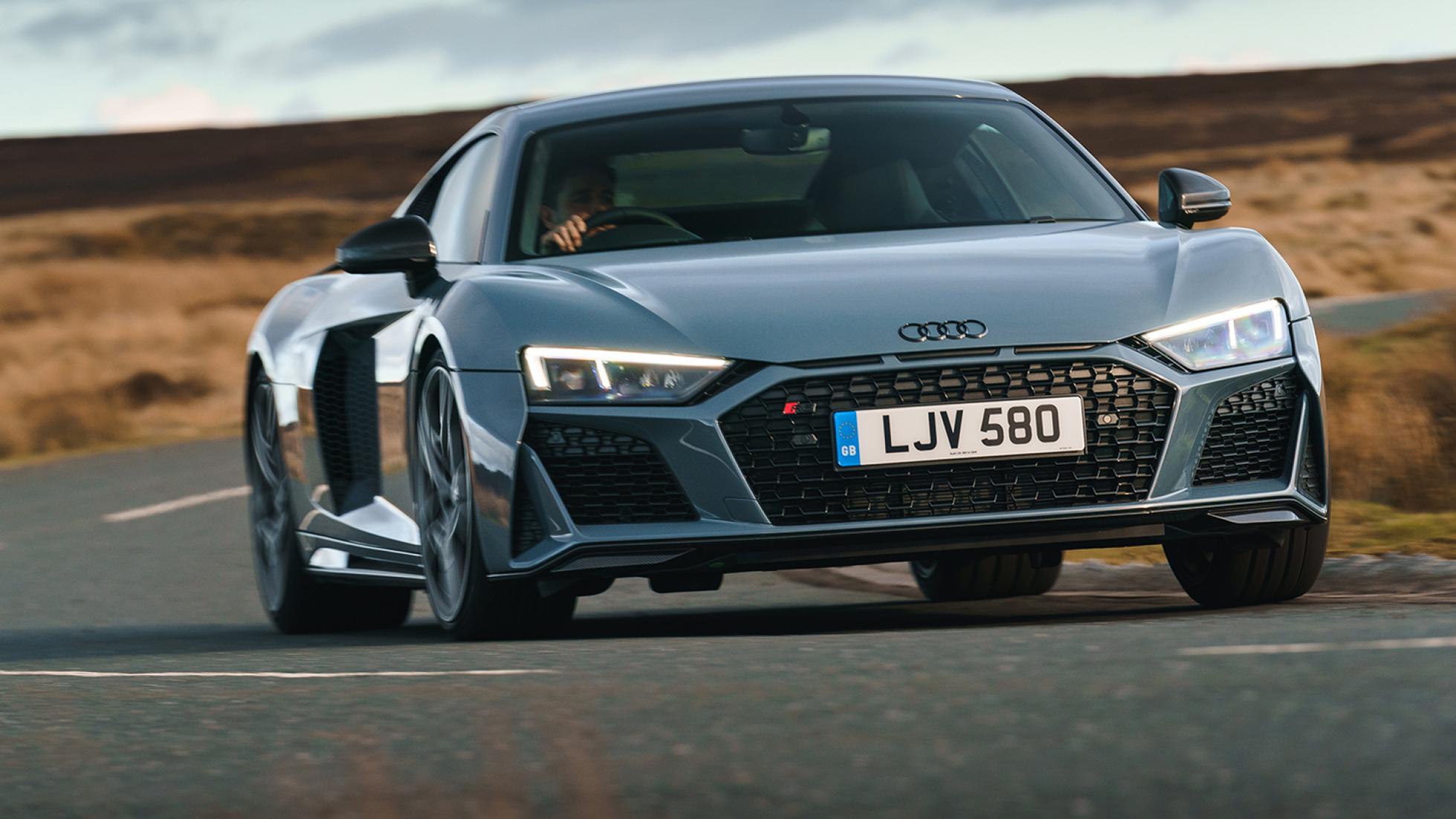 Trunk bibliotek Diplomat håndjern Audi R8 V10 Performance review: yes, it's all about that stunning engine  Reviews 2023 | Top Gear