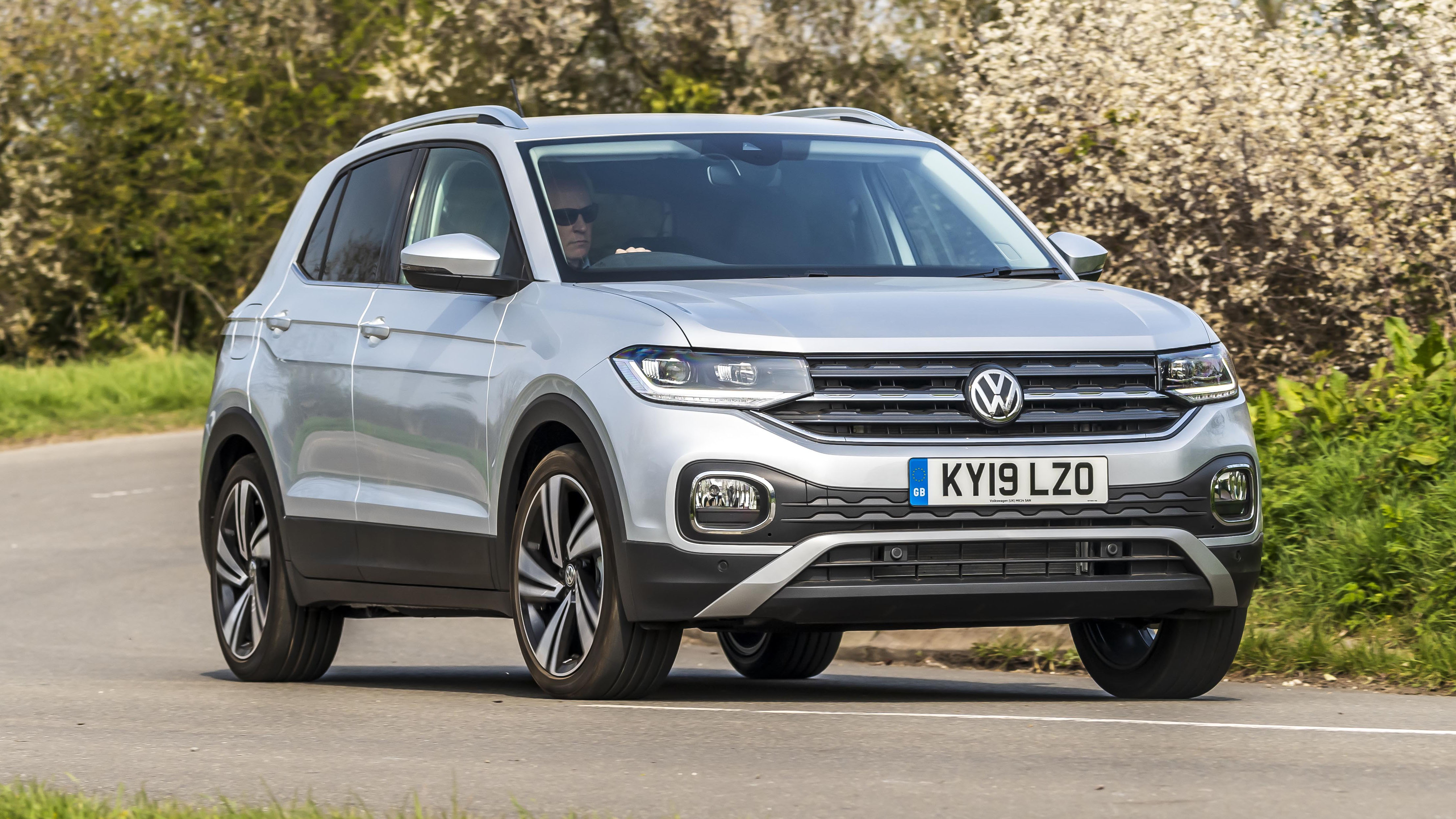 Volkswagen T-Cross review: Polo-crossover's UK test Reviews 2024