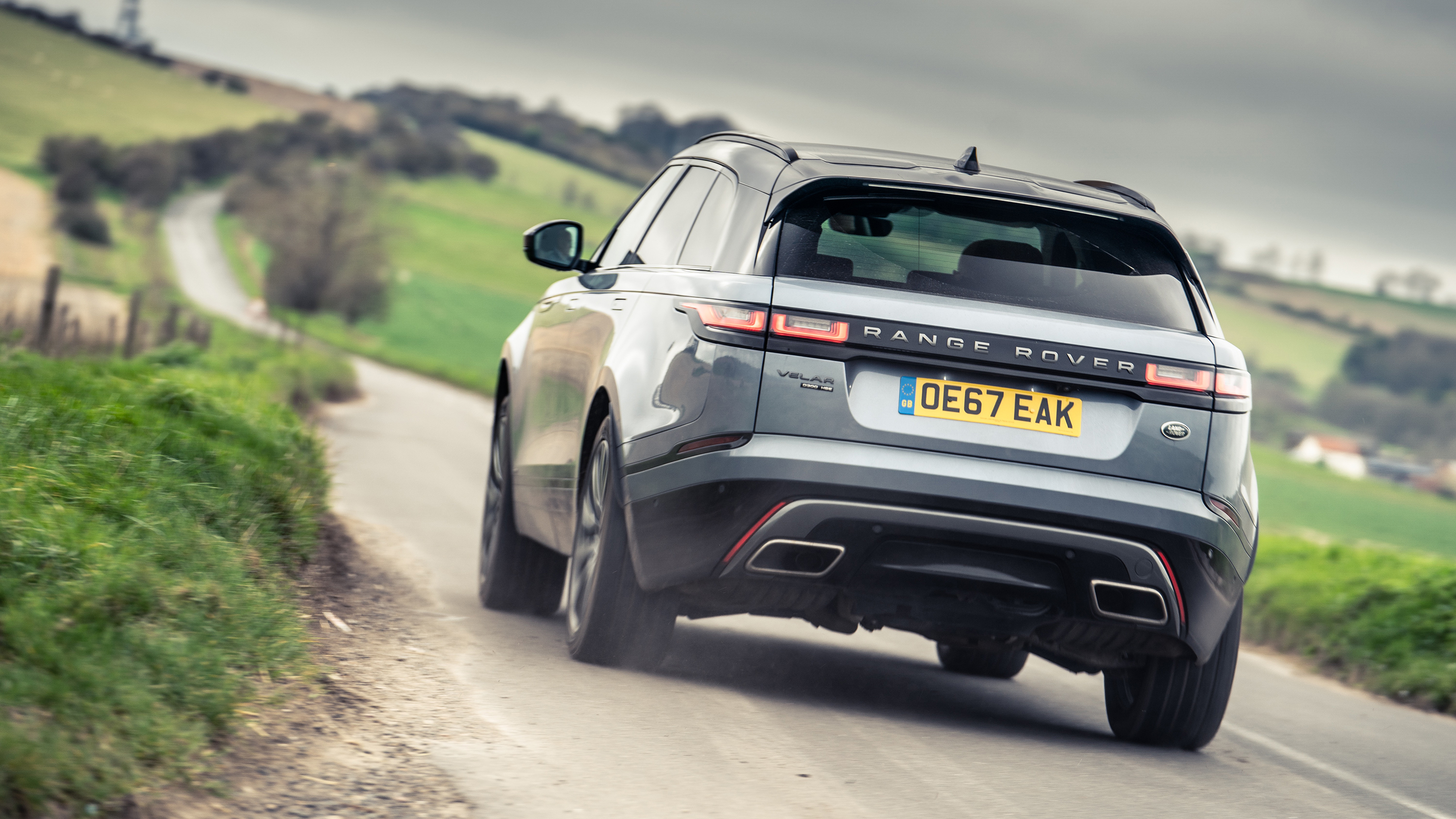 Range rover velar rear discount