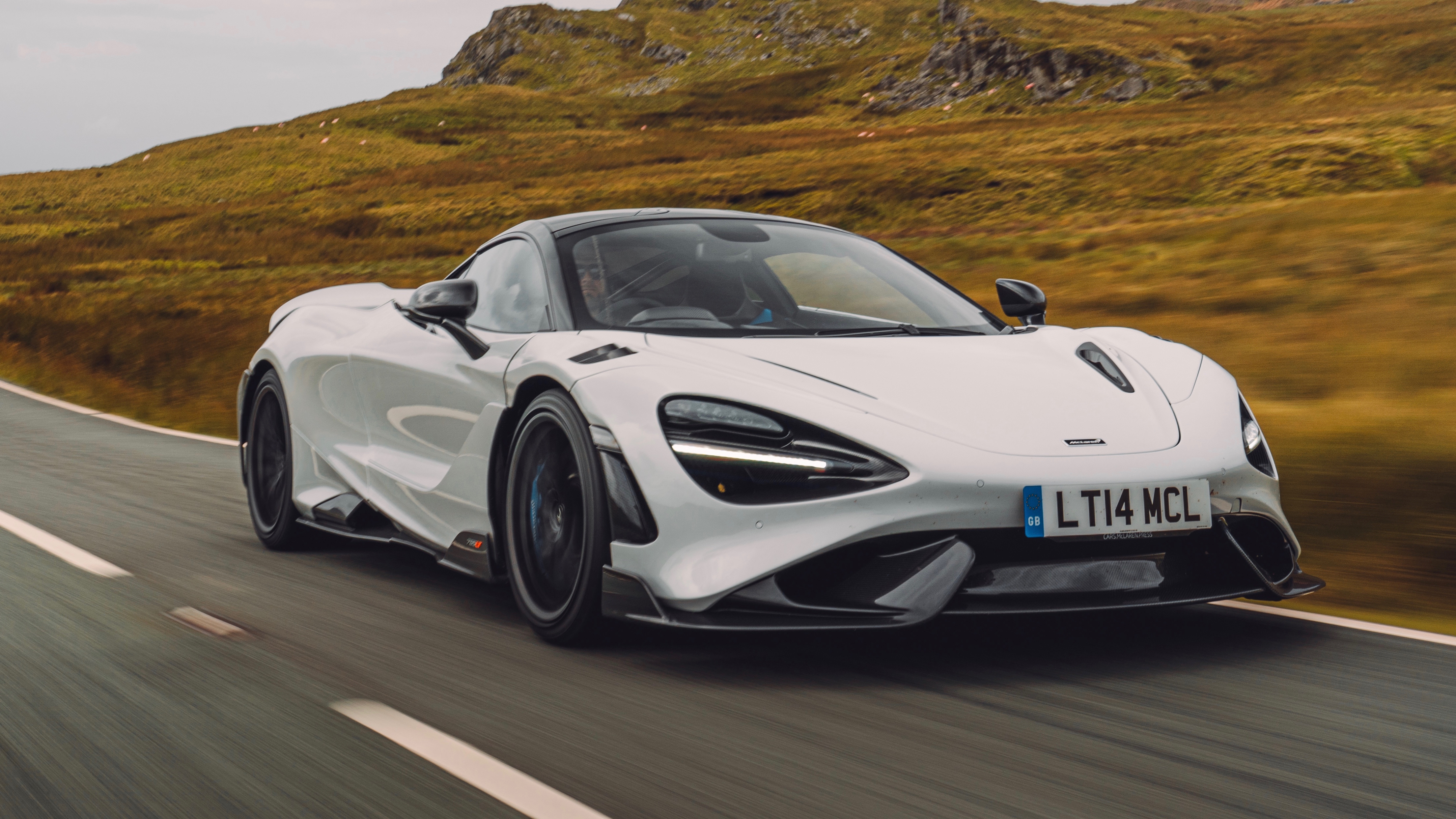 abstrakt Distrahere Glimte McLaren 765LT review: how does it handle UK roads? Reviews 2023 | Top Gear