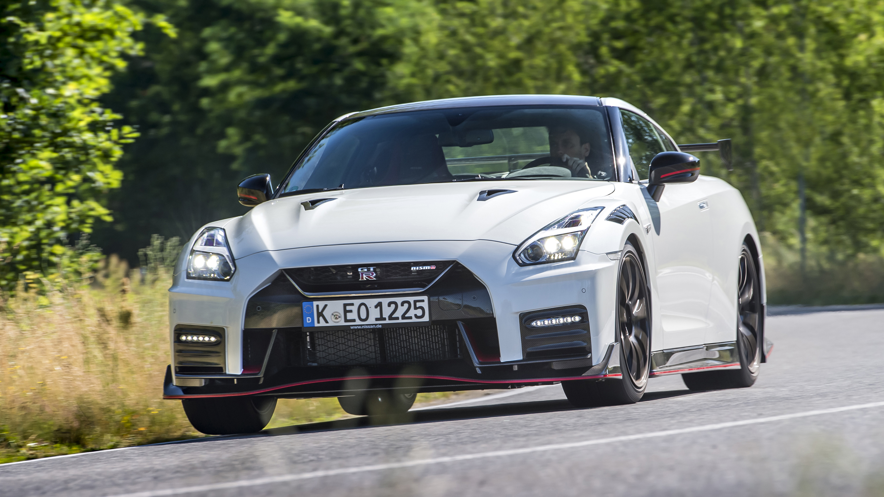 Nissan GT-R Nismo review: the £180,000 R35 Reviews 2024