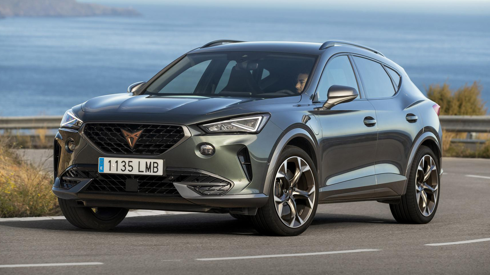 Cupra Formentor VZe 2022 plug-in hybrid review