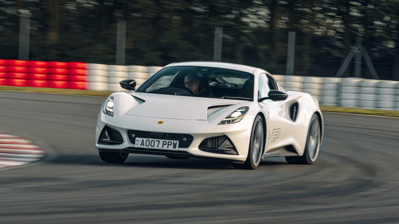 Udgangspunktet Arkæolog Baglæns Top Gear Review | Lotus Emira Forum