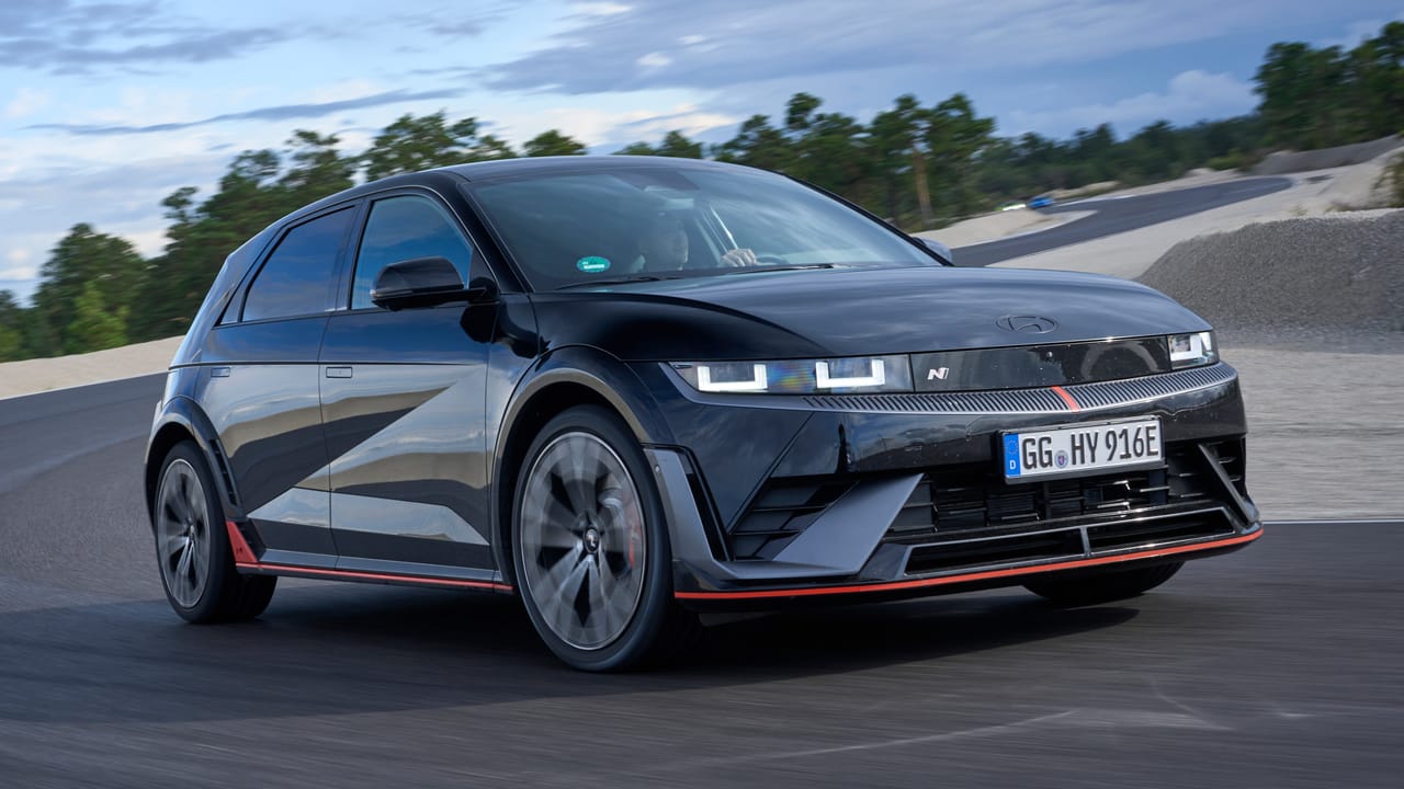 Hyundai Ioniq 5 N review mindblowing and heartening in equal measure Reviews 2025 Top Gear