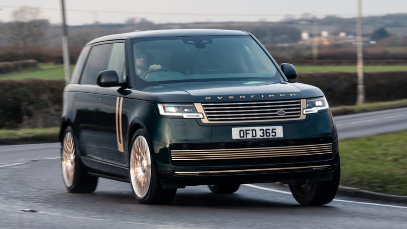 Land Rover has lightly updated the Discovery and unveiled two new ...