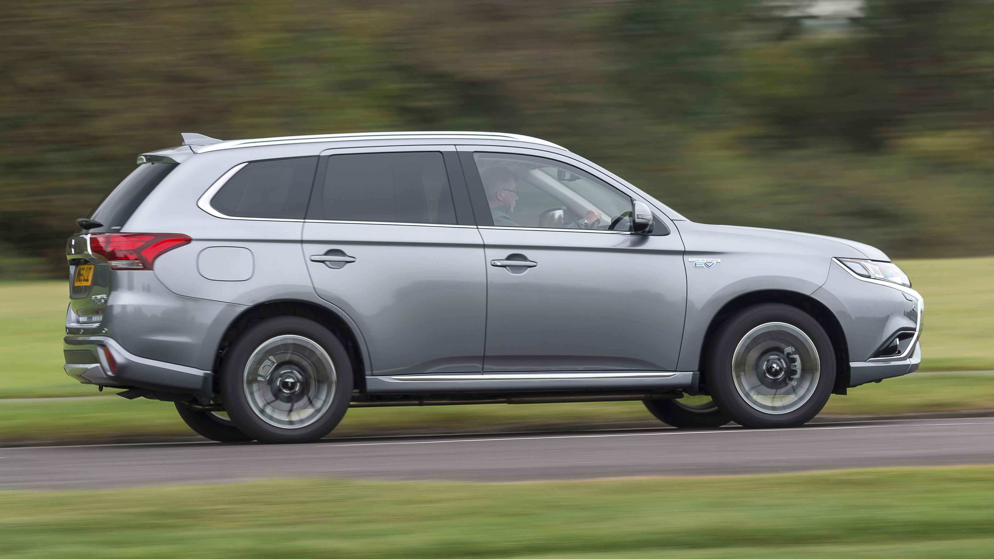 First drive the 2016 Mitsubishi Outlander PHEV Reviews 2024 Top