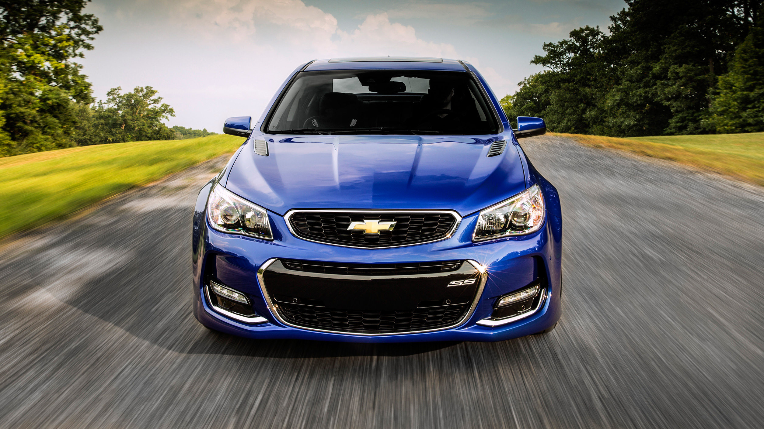 First Drive Chevy S 415bhp Ss Saloon Reviews 21 Top Gear