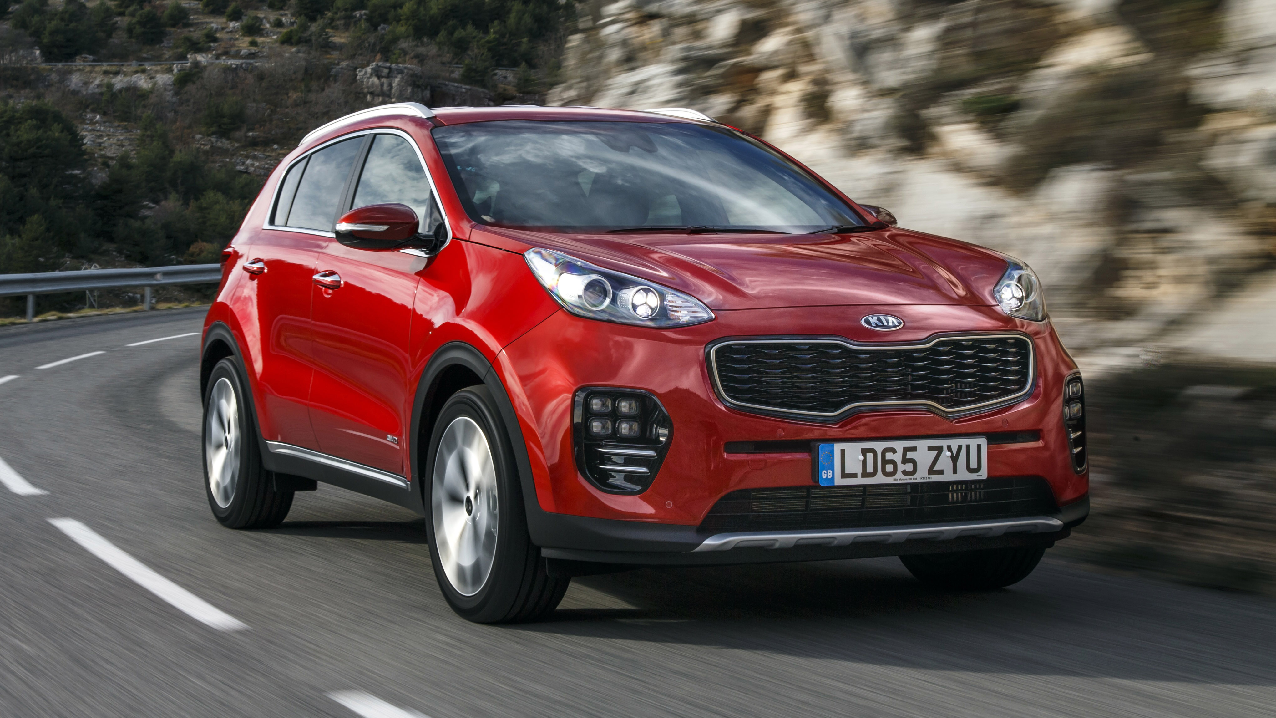 Kia Sportage review: Qashqai challenger tested in the UK Reviews 2021 ...