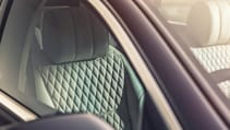 jag_xj_portfolio_interior_image_190615_17.jpg