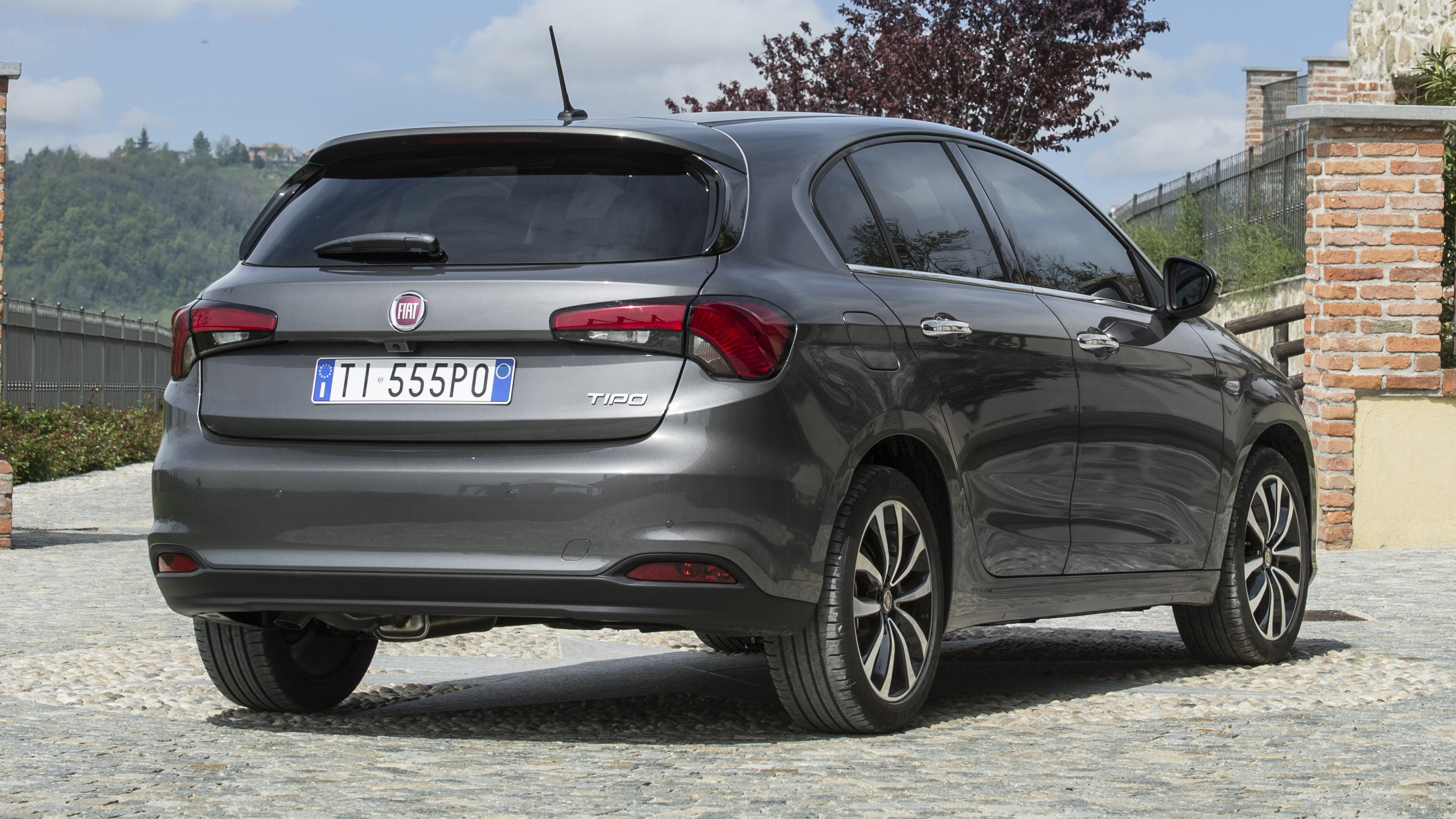 Fiat Tipo 1.4 TURBO S-DESIGN