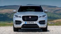 f-pace_008.jpg