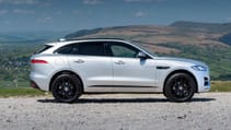 f-pace_009.jpg