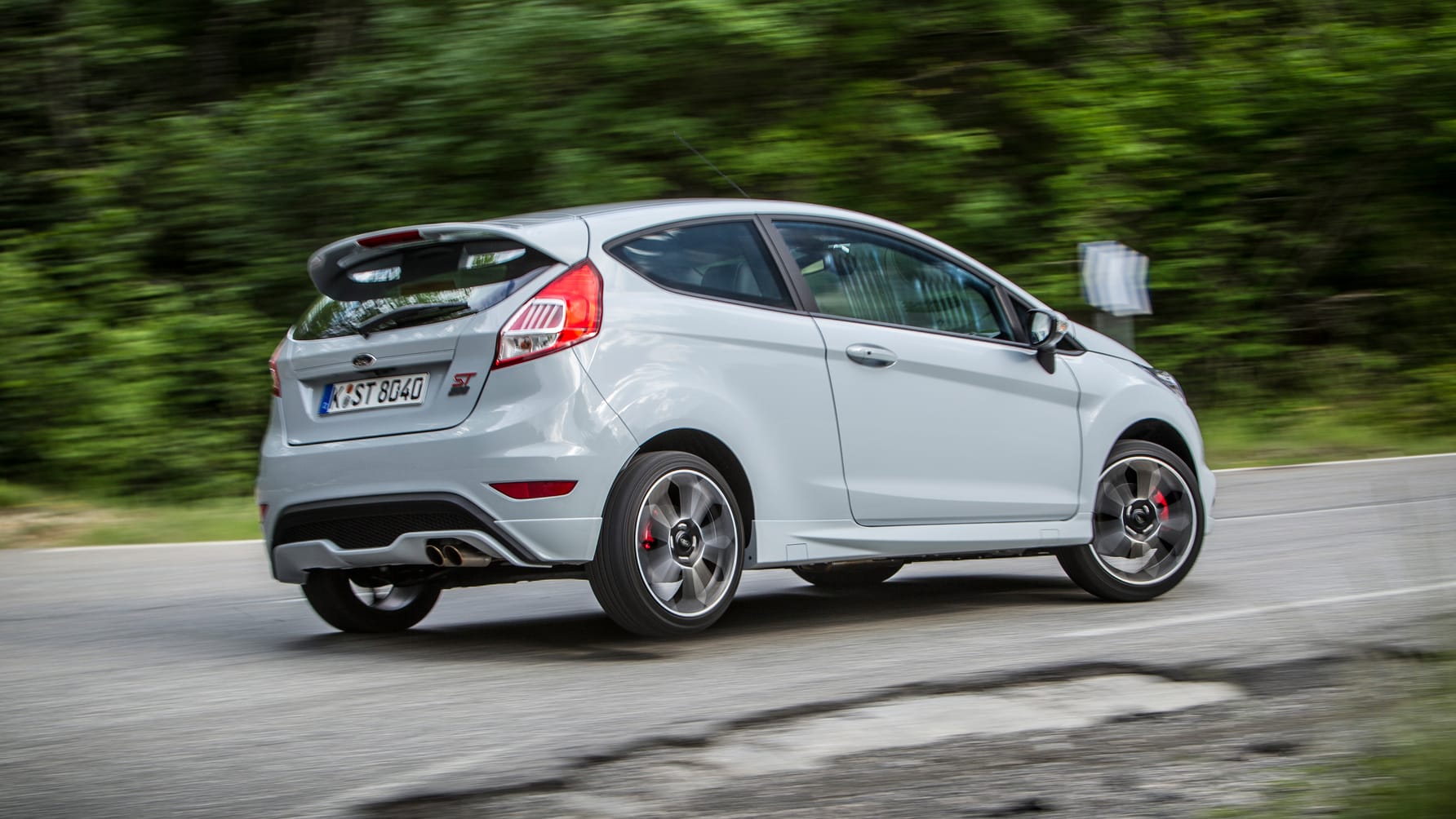 Review: the Ford Fiesta ST200 Reviews 2026 | Top Gear