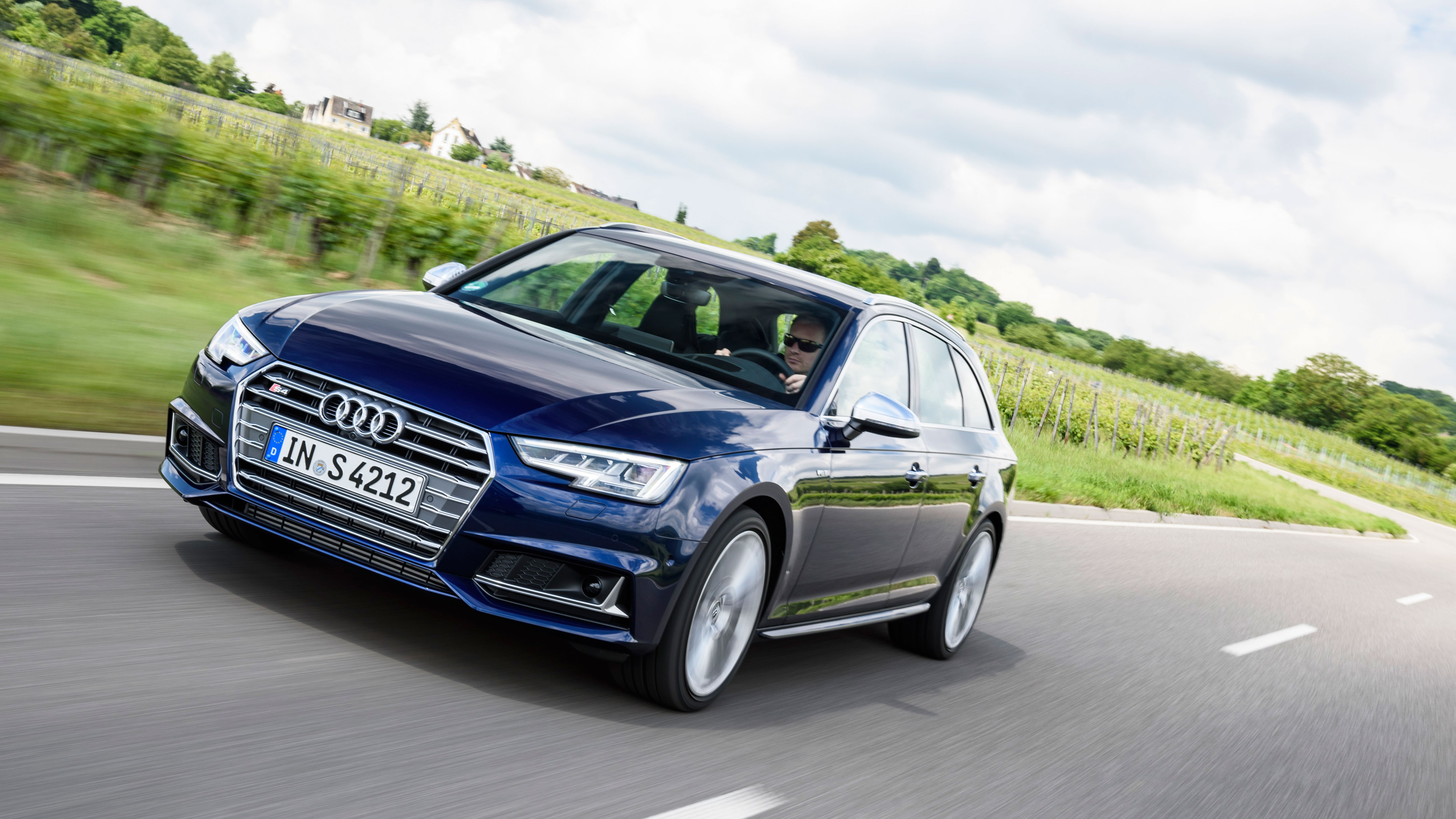 Tyggegummi computer forestille Review: the newly turbocharged Audi S4 Avant Reviews 2023 | Top Gear