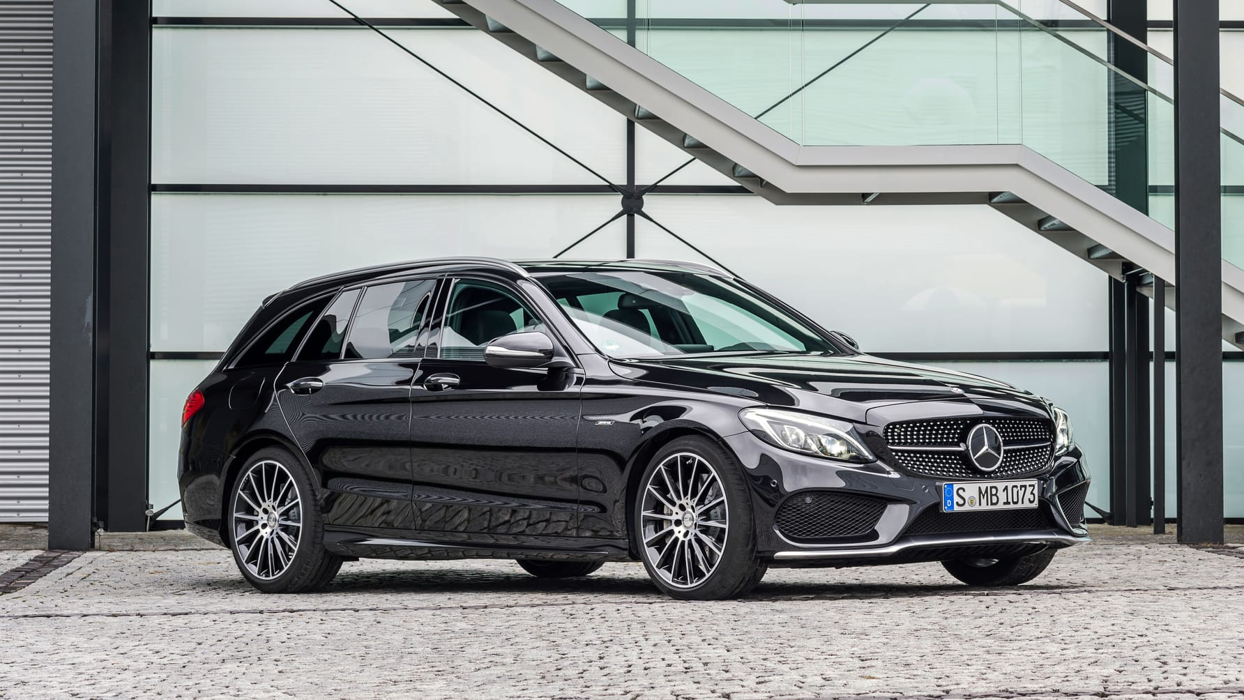 Review the MercedesAMG C43 4Matic Estate Reviews 2024 Top Gear