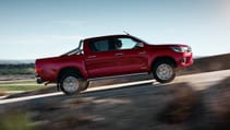 2016-hilux-namibia-exterior-4.jpg
