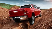 hilux_exterior_66_dpl.jpg