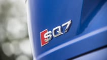 1224254_audi_sq7_6.jpg