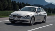 p90194610_highres_bmw-330e-09-2015.jpg