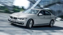 p90194626_highres_bmw-330e-09-2015.jpg