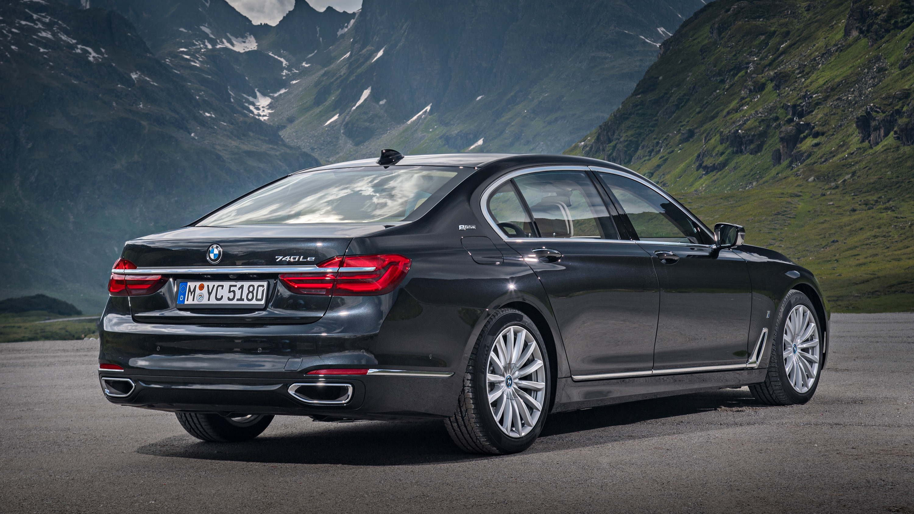 Bmw 740 hybrid hotsell