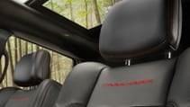 2017-jeep-grand-cherokee-trailhawk-interior-seats.jpg