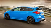 ford2016_focusrs_100.jpg